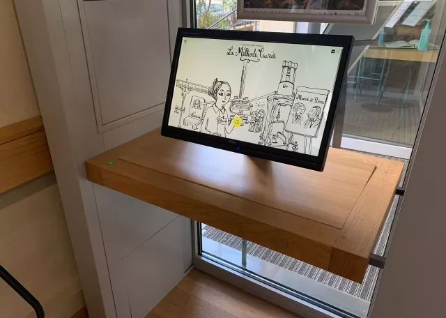 La BD est consultable dans la salle du musée Curie
